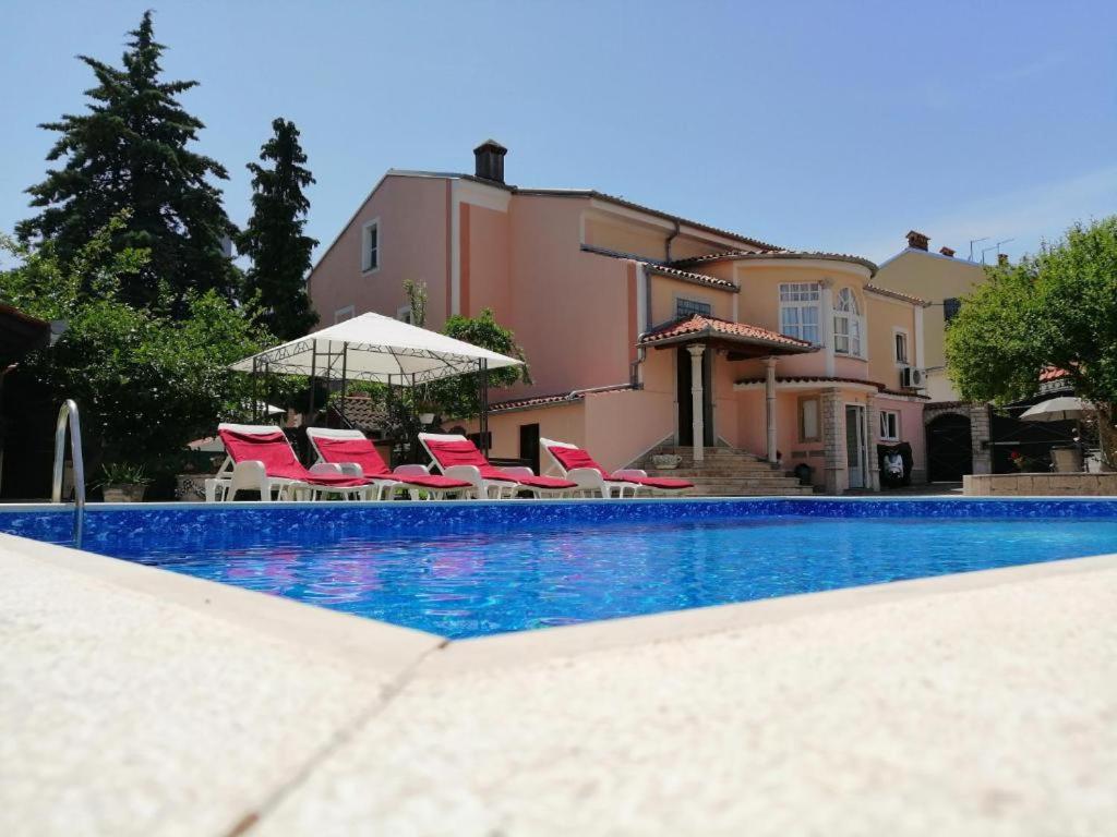 Giovanna Boutique Rooms & Pool Pula Exterior photo